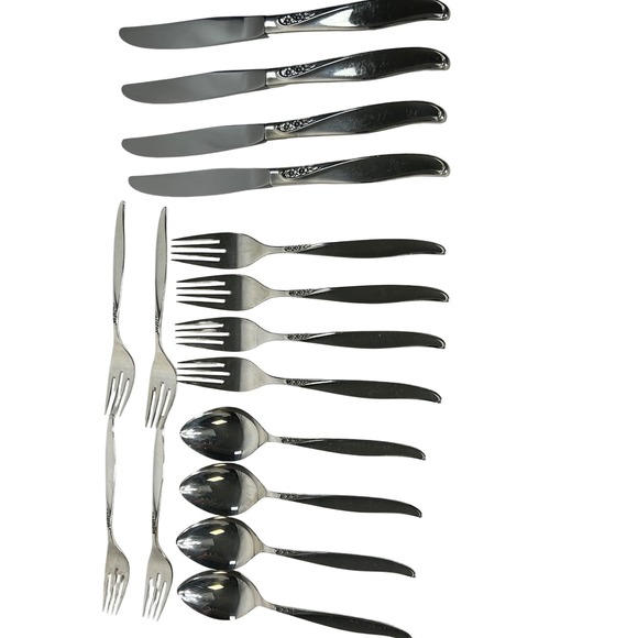 Vintage Stainless Steel Flatware Set Service For 4 Dinner Spoons Forks Knives - Picture 8 of 8